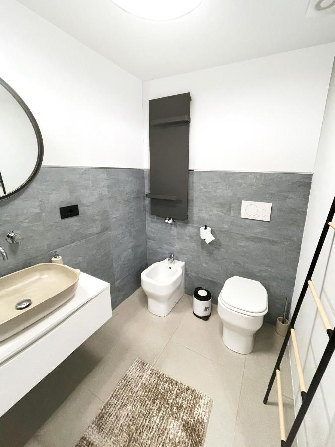 Appartement Porta Susa X6 - Freeparking Wi-Fi E Netflix à Turin Extérieur photo